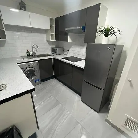 Stylish And Modern Apartment By Hyde Park London Exterior photo